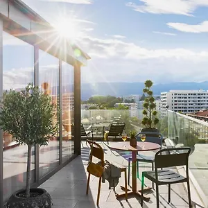 https://stay-kooook-geneva-online-check-in.genevahotels4all.com