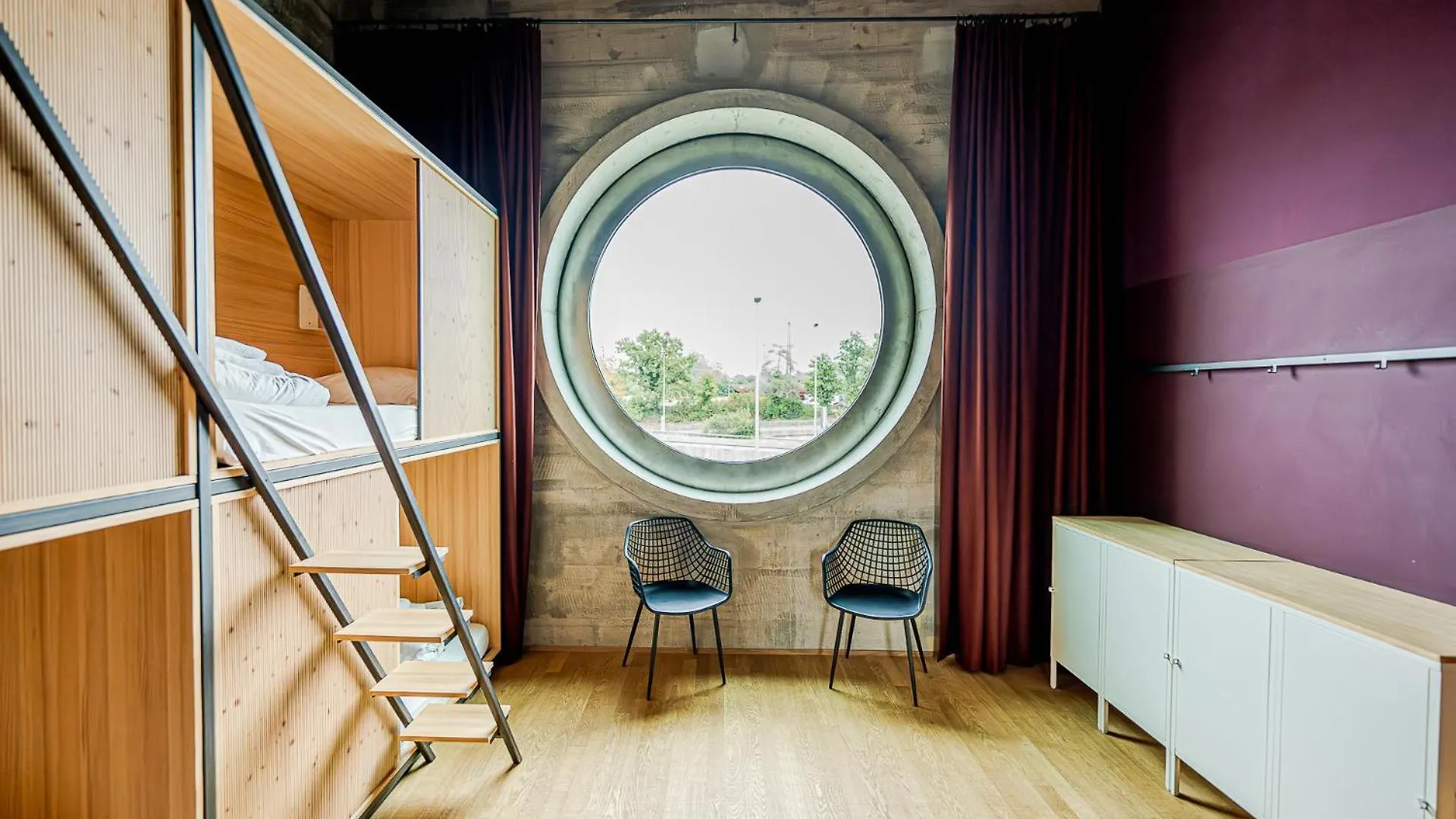 Silo Design & Boutique Hostel Basilea